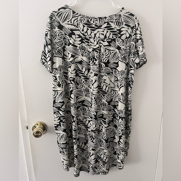 Tahari Mini Dress Black & White Floral 1X Plus Size - Picture 6 of 11